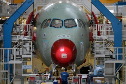 Paris Air show returns as Boeing, Airbus race to increase production
