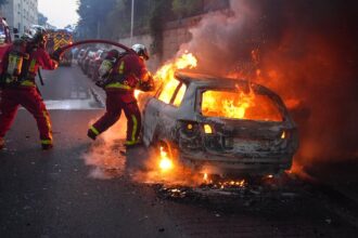 Police in France Shoot and Kill 17-Year-Old Driver, Stoking Anger