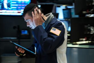 Stock Markets: Skim off the froth