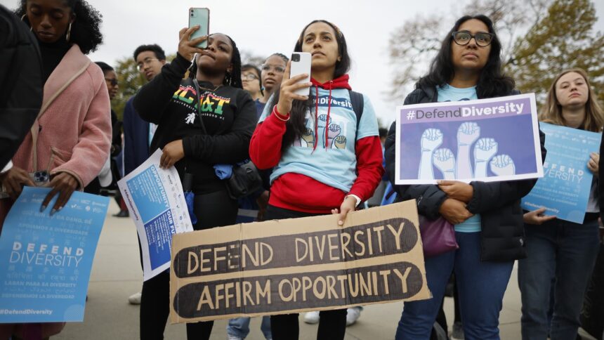 Supreme Court rejects affirmative action at colleges