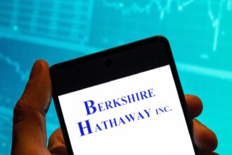 Warren Buffett's Berkshire Hathaway ups stakes in five trading firms