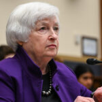 Yellen Says Bid to Decouple From China Would Be ‘Disastrous’