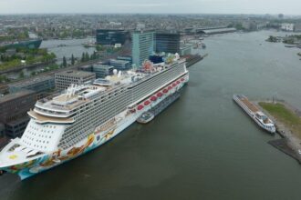 Amsterdam to Bar Cruise Ships From Central Terminal