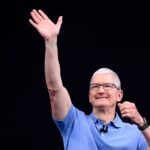 Apple market cap tops $3 trillion