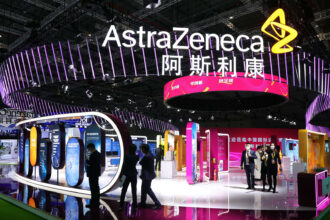 AstraZeneca CFO denies geopolitics impacts China business after spinoff rumors