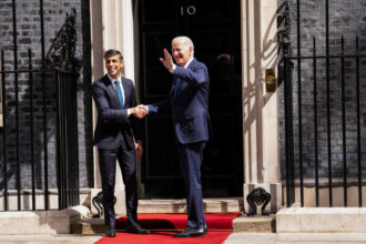 Biden Meets With Sunak, Focusing on Support for Ukraine