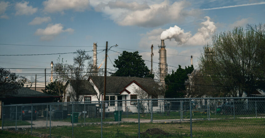 Biden’s ‘Justice40’ Program Won’t Fix Racial Gap in Air Quality, Study Finds