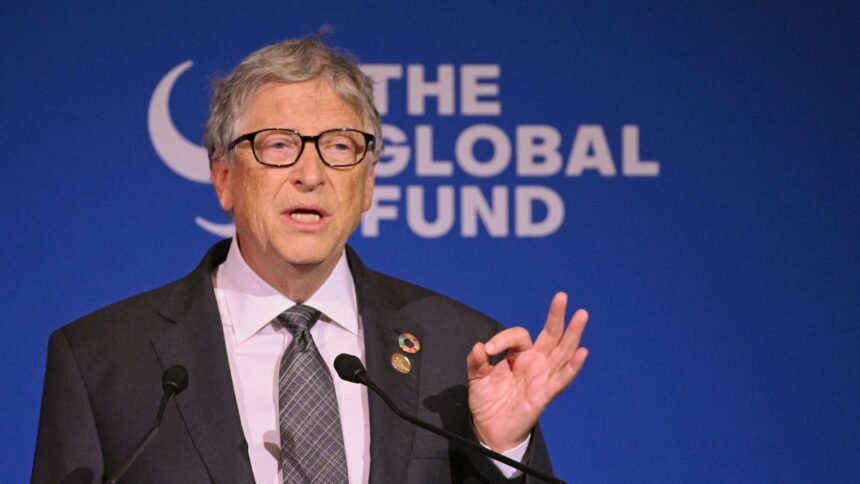 Bill Gates says Warren Buffett taught him how to value free time