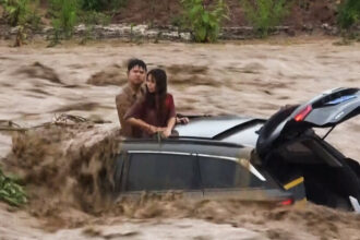 China Reels From Floods and a Bruising Heat Wave