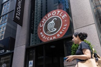 Chipotle Mexican Grill (CMG) Q2 2023 earnings