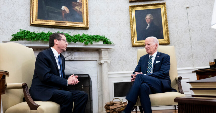 Herzog of Israel Meets With Biden Amid U.S. Unease With Netanyahu