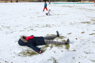 Johannesburg Sees First Snowfall in Over a Decade