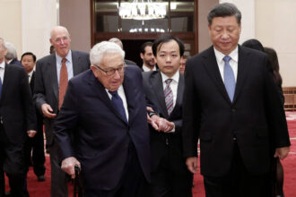 Kissinger Makes Surprise Visit to China, Meets Defense Minister