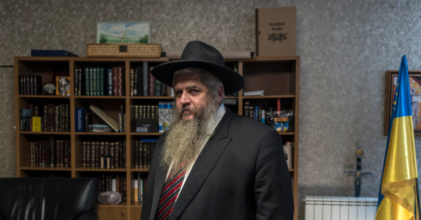 Rabbi’s Brush With Danger in Ukraine Went Viral