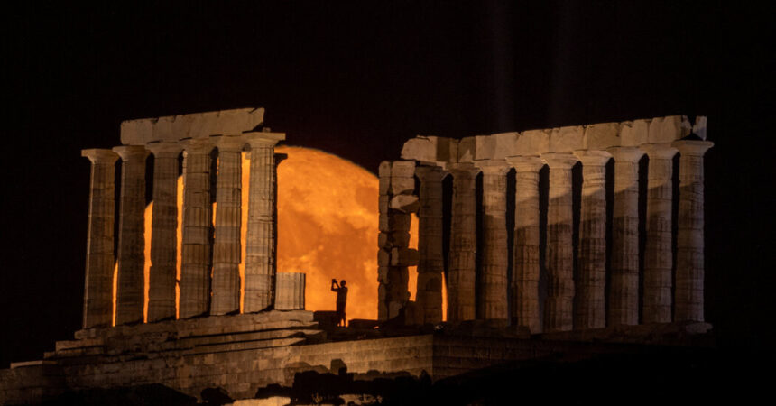 See Photos of the July Supermoon