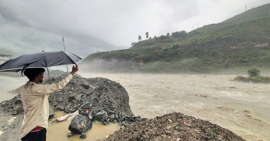 Torrential Rains Bring Floods, Landslides to India