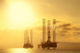 UK angers climate campaigners after issuing new oil and gas licenses