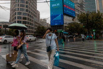 China’s Economic Outlook: Pep Talks Up Top, Gloom on the Ground