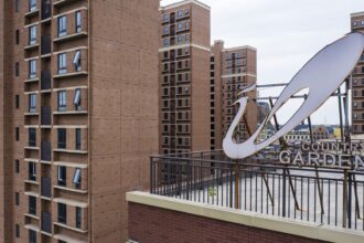 Country Garden shares hit record low after profit warning