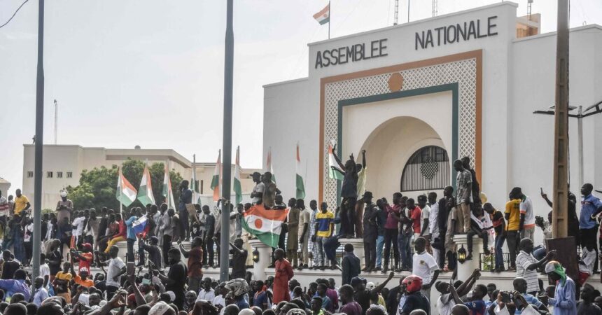 Coup Leaders in Niger Face Decision Time