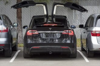 How totaled Tesla sold for parts in U.S. came back online in Ukraine