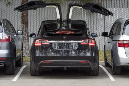 How totaled Tesla sold for parts in U.S. came back online in Ukraine