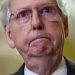 Mitch McConnell freezes, struggles to speak in second incident this summer