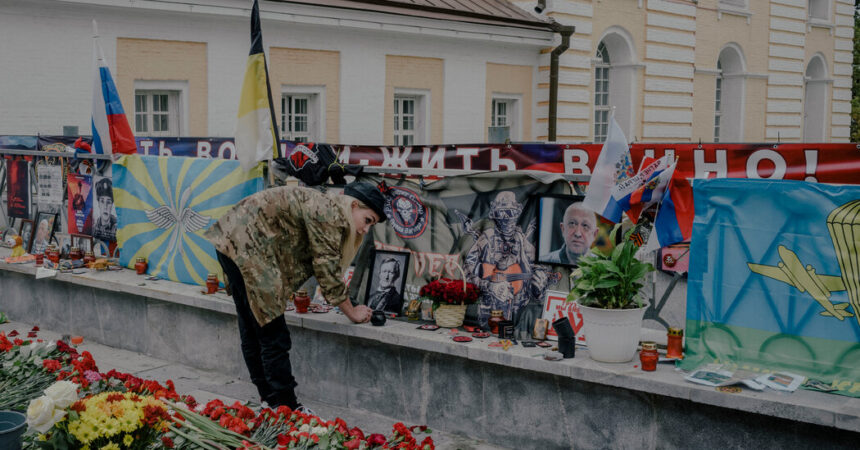 Mourners Visit Memorial for Wagner in Moscow