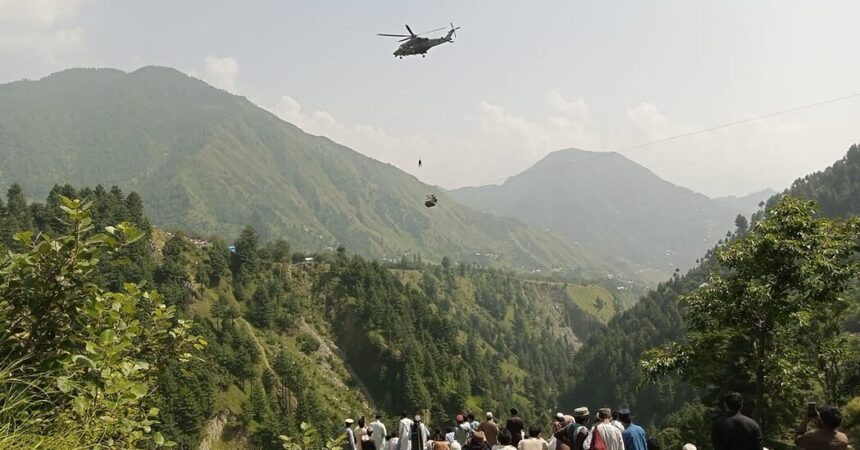 Rescuers Attempt to Save Children Trapped in Broken Cable Car