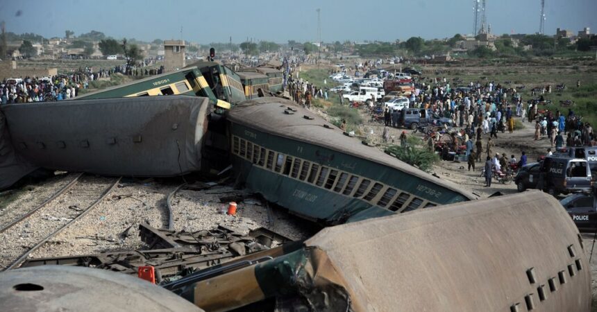 Residents Rush to Help After Deadly Train Derailment in Pakistan