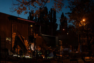 Russian Missile Hits Zaporizhzia, Ukraine, Killing 2