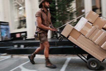 UPS workers approve new labor contract with big raises