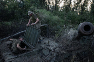 With Multiple Battles, Russia and Ukraine Puzzle Over Where to Put Troops