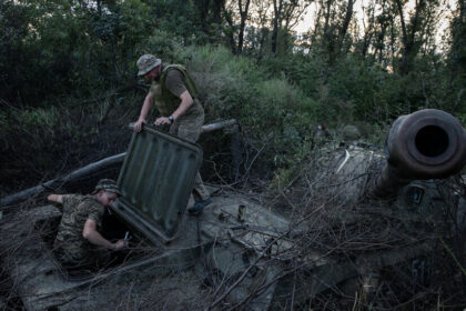 With Multiple Battles, Russia and Ukraine Puzzle Over Where to Put Troops
