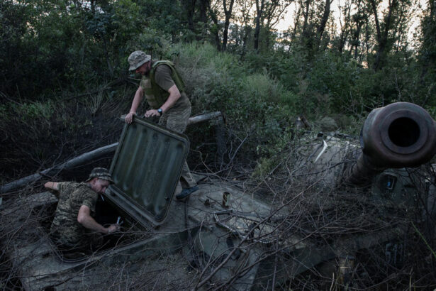 With Multiple Battles, Russia and Ukraine Puzzle Over Where to Put Troops
