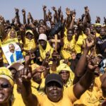 Zimbabwe Voters to Elect President While Trained Workers Flee