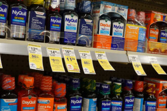 Decongestant phenylephrine doesn’t work, FDA advisors say