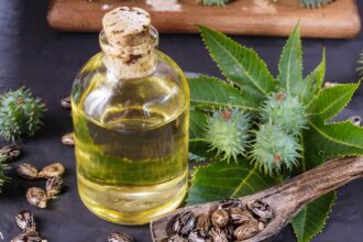 How Castor Oil Can Simplify Your Beauty Regimen