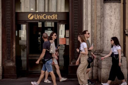 Italy's tax on bank profit continues to prove controversial