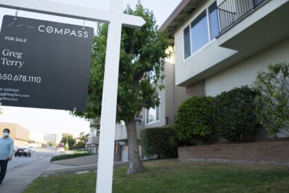 Mortgage demand stalls at a level not seen since 1996