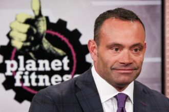 Planet Fitness shares sink after board ousts CEO