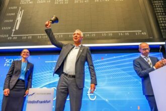 Schott Pharma shares climb in Frankfurt debut