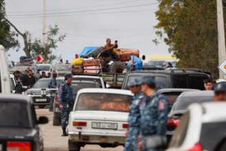 Thousands flee as Armenia warns of ethnic cleansing