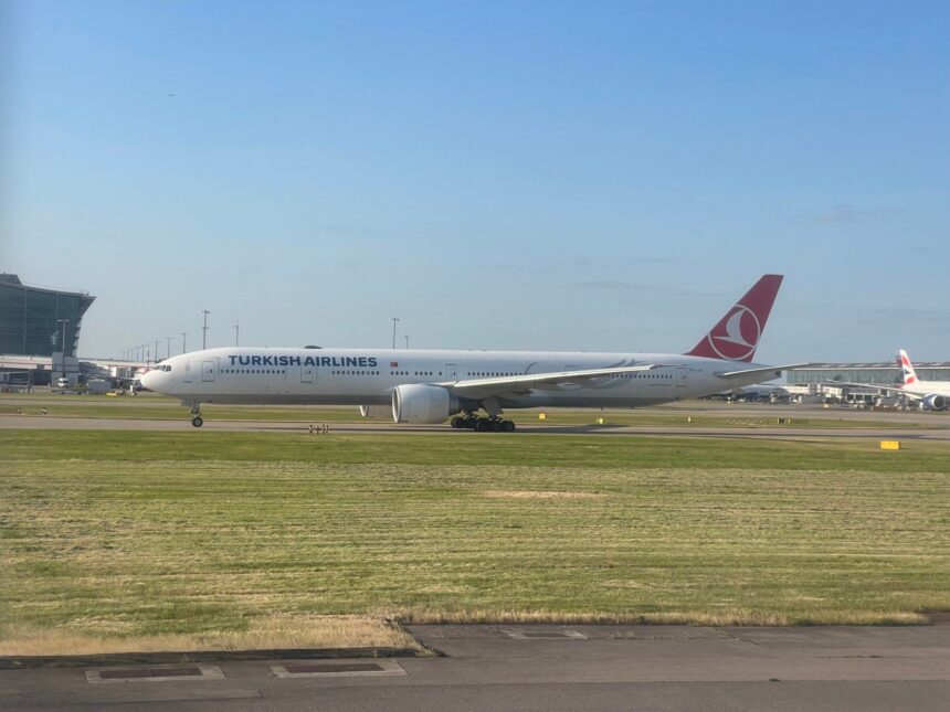 Turkish Airlines Boeing 777-300ER