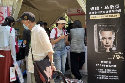 Walter Isaacson's new Elon Musk bio takes off in China
