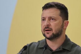 Zelensky, on ’60 Minutes,’ Warns Russia About Attacks on Power Plants
