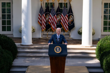 Biden Continues Economic Appeal Amid Conflict in Israel