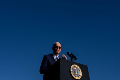 Biden Weighs the Risks of a Wartime Visit to Israel