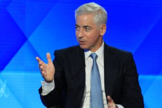Bill Ackman covers bet against Treasurys, says 'too much risk in the world' to bet against bonds
