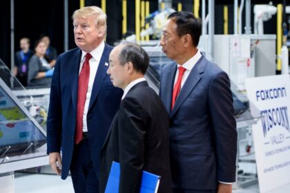 Billionaire politicians 'shockingly common': Study